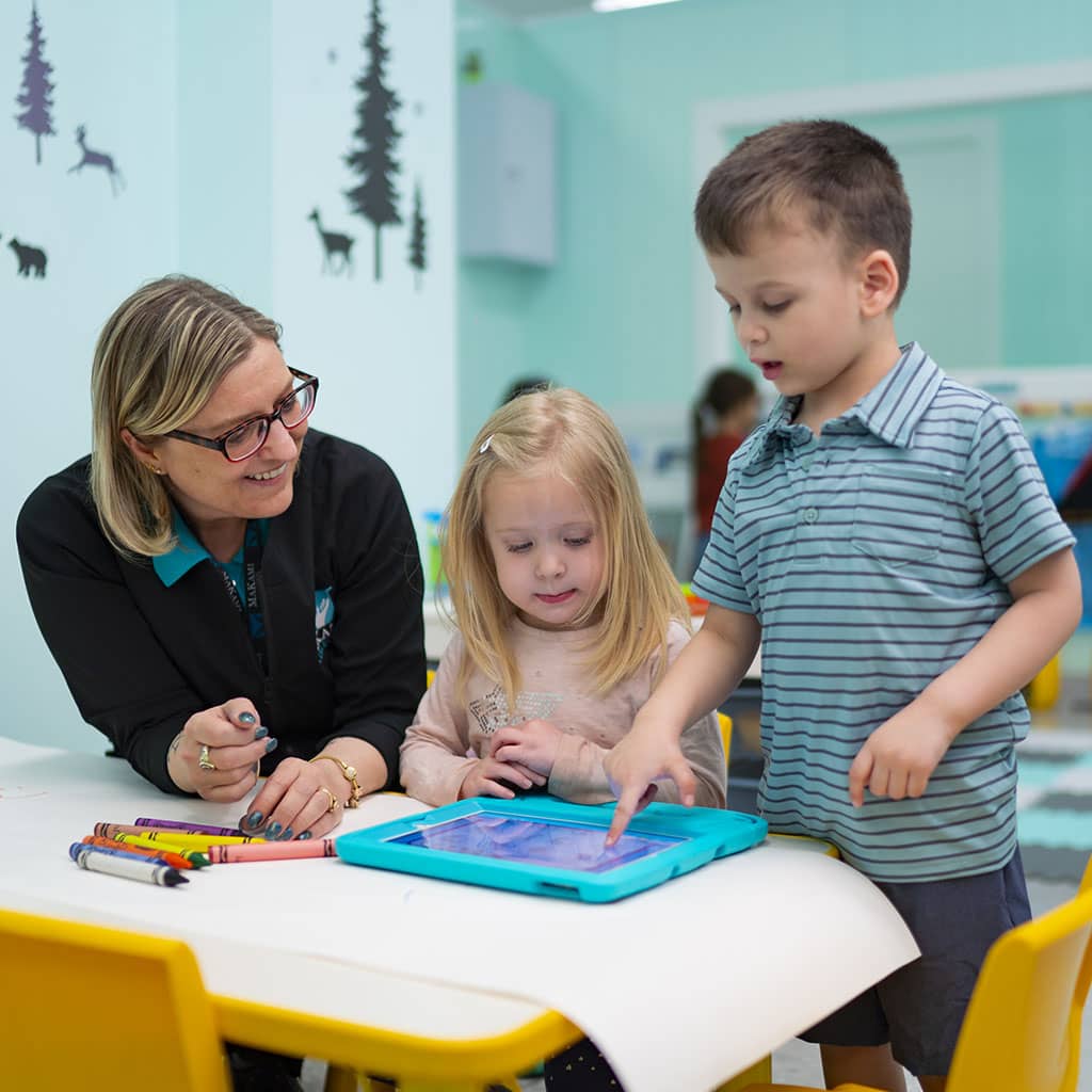 Mak-a-Mini Childcare is conveniently located within Edmonton’s southeast mall, Bonnie Doon Centre, just across from the Edmonton Public Library and the Trans-ED Valley Line LRT station.